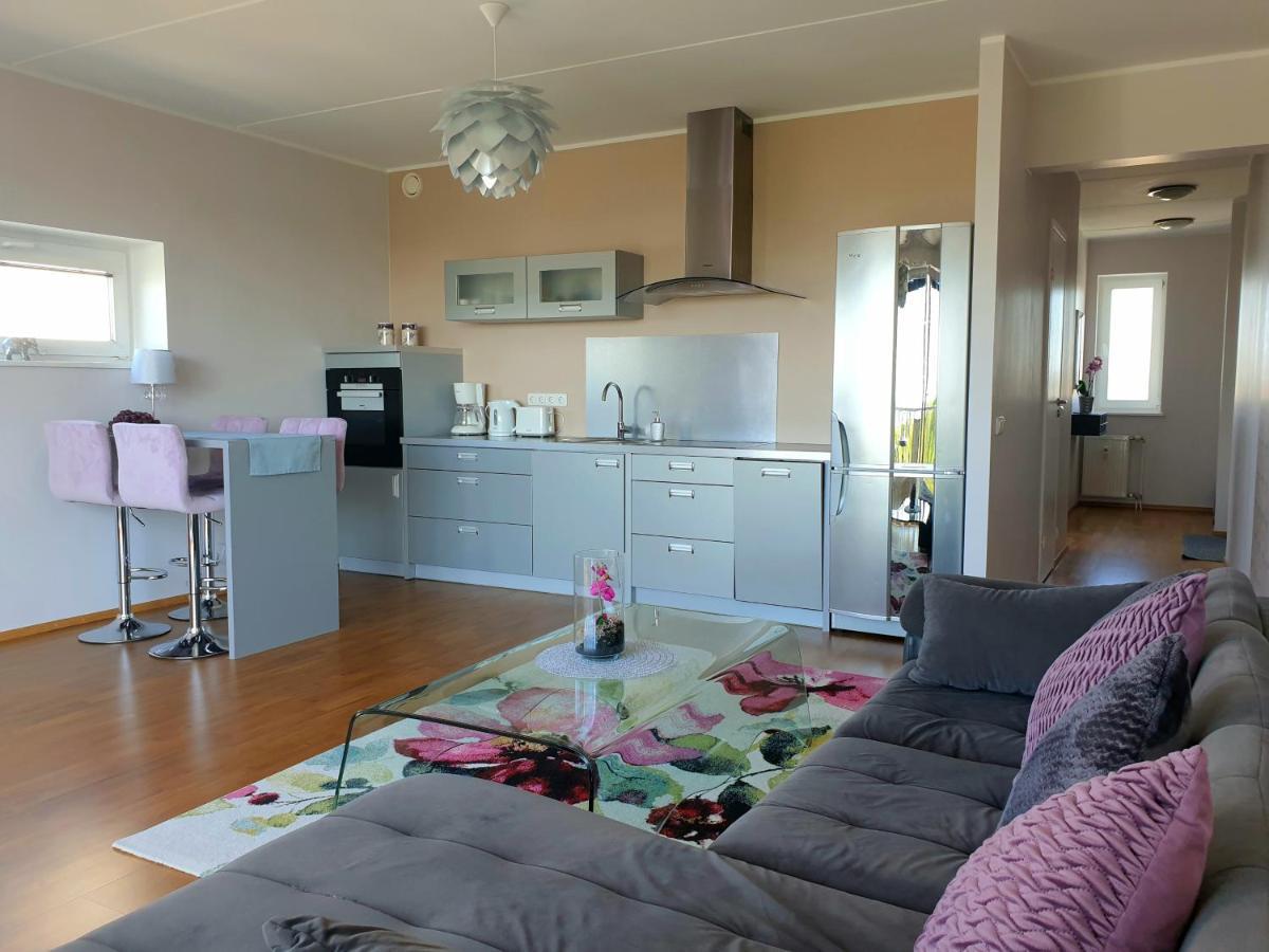 Seaview Apartment パルヌ エクステリア 写真